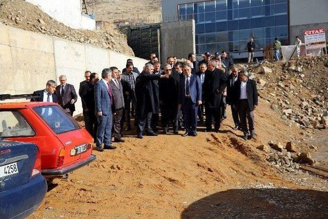 Başkan Çelik Sarız’da Başladığı Yatırım Toplantılarını Yahyalı’da Bitirdi