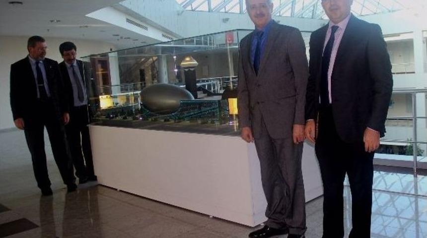 Suriyeli Kozmonot Muhammed Faris: