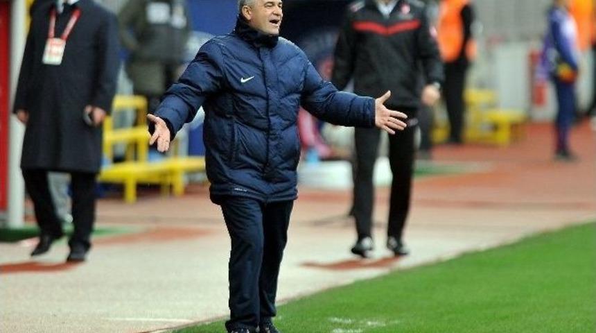 Rıza &Ccedil;alımbay Sahayı Terk Etti