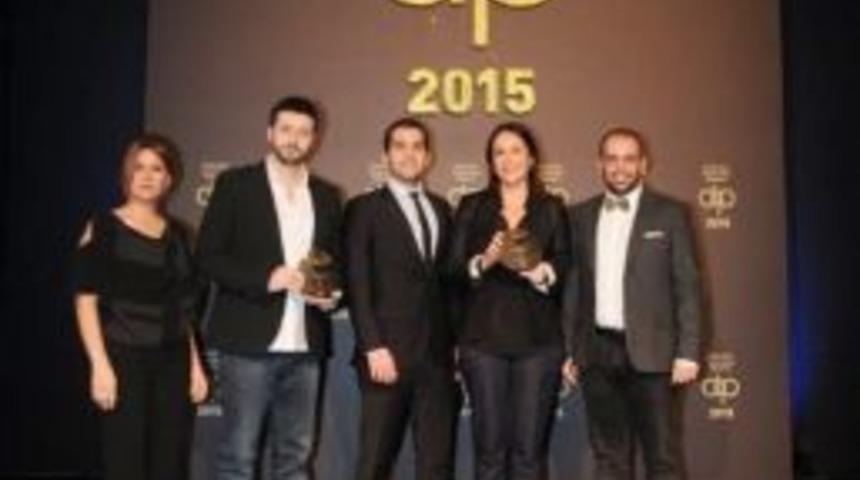 Şahenk İnisiyatifi&rsquo;nin &lsquo;oyunda Kal&rsquo; Ve &lsquo;yaşa Devam&rsquo; Platformlarına İki &Ouml;d&uuml;l