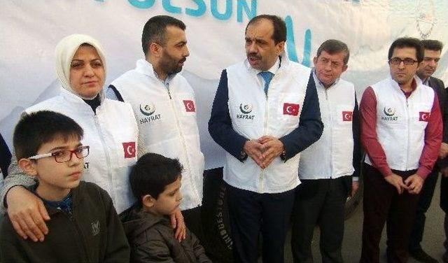 Trabzon’da Bayırbucak Türkmenlerine 5 Tır İnsani Yardım Malzemesi Gönderildi