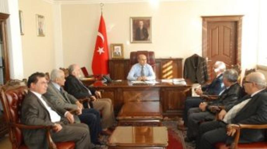 Nemrut Dağı Turizm Tanıtım Derneği&rsquo;nden Vali Demirtaş&rsquo;a Ziyaret