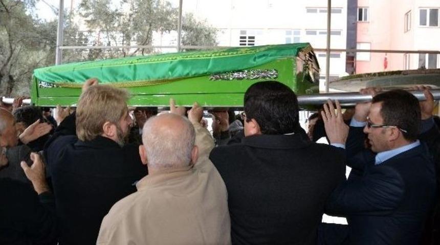 Anne Kurbanı K&uuml;&ccedil;&uuml;k &Ccedil;ocuk, Son Yolculuğuna Uğurlandı