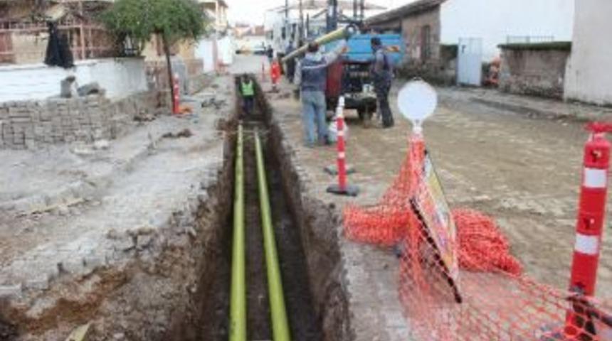 Menderes&rsquo;te Doğal Gaz &Ccedil;alışmaları Tam Gaz