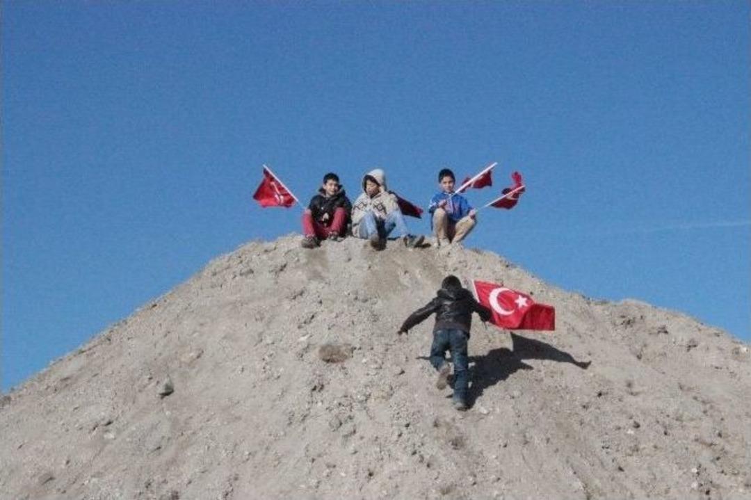 Şehit Kızı Dik Duruşu İle Ter&ouml;re Meydan Okudu