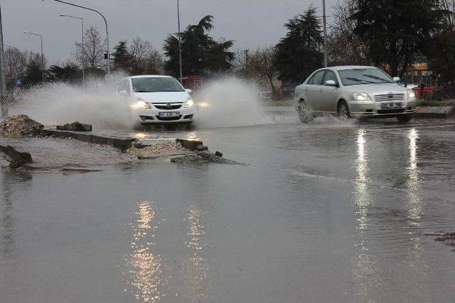 Edirne’de Sağanak Yağmur