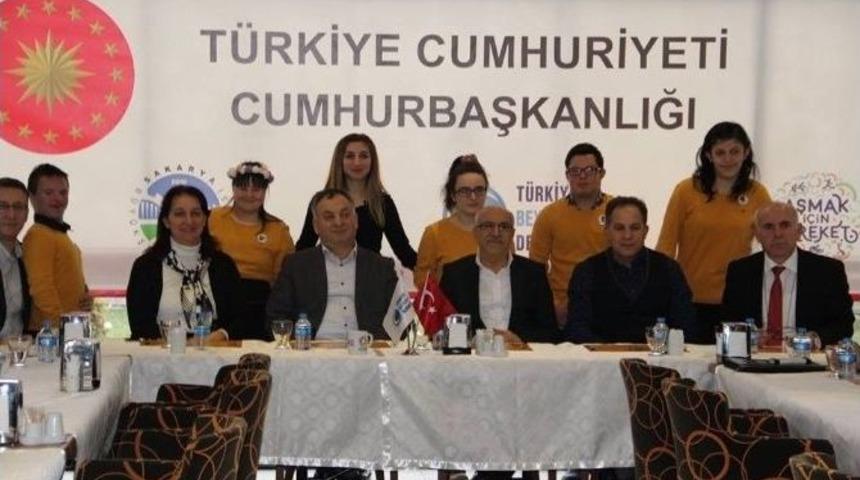 T&uuml;rkiye Beyazay Derneği B&ouml;lge Başkanları Toplantısı Sakarya&rsquo;da Ger&ccedil;ekleşti