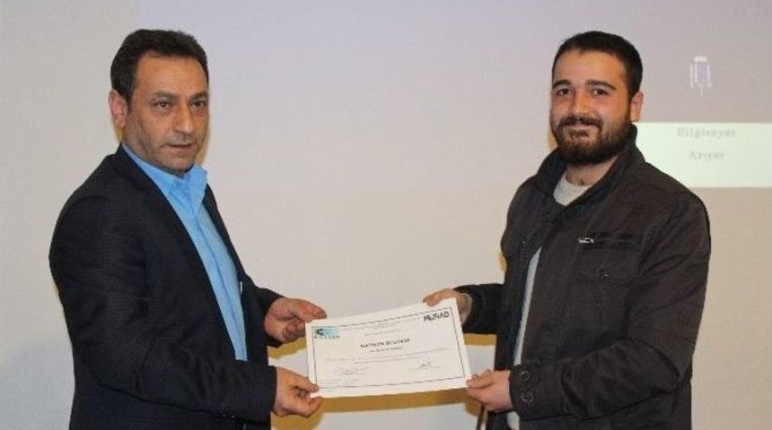 120 Gen&ccedil; Girişimci Sertifika Almaya Hak Kazandı
