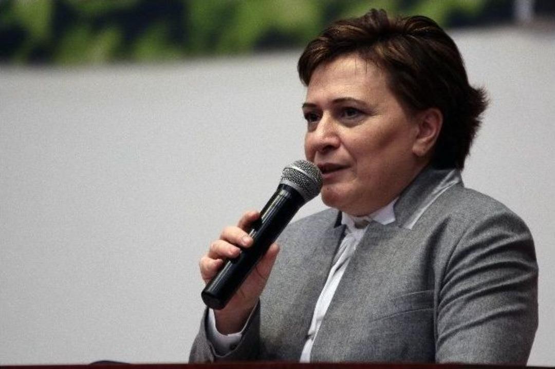 Bakan Sarı&rsquo;dan Bildirge &Ccedil;ıkışı