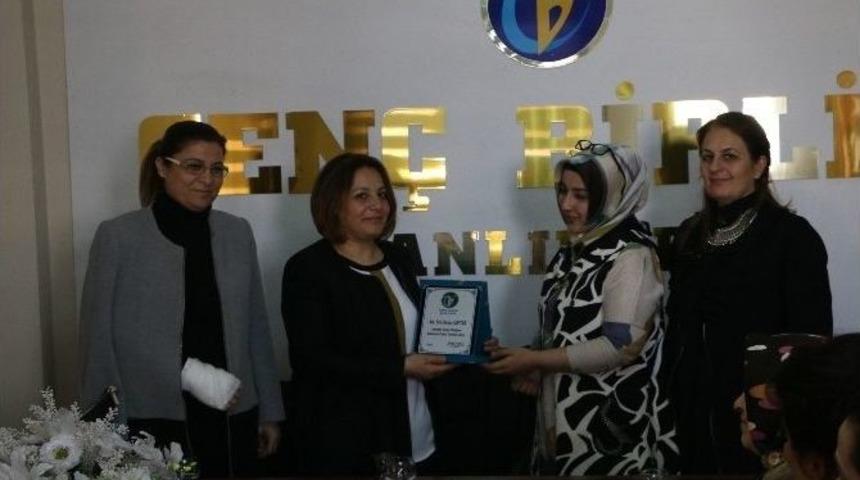 &Ccedil;ift&ccedil;i Kadınlarla Bir Araya Geldi