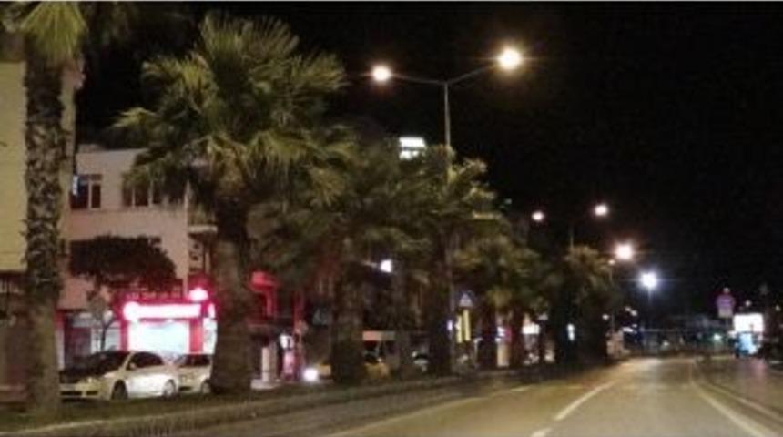 &Ccedil;anakkale&rsquo;de Şiddetli Fırtına