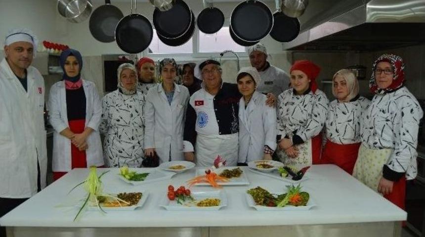 7 Bin &Ccedil;eşit Yemek Biliyor