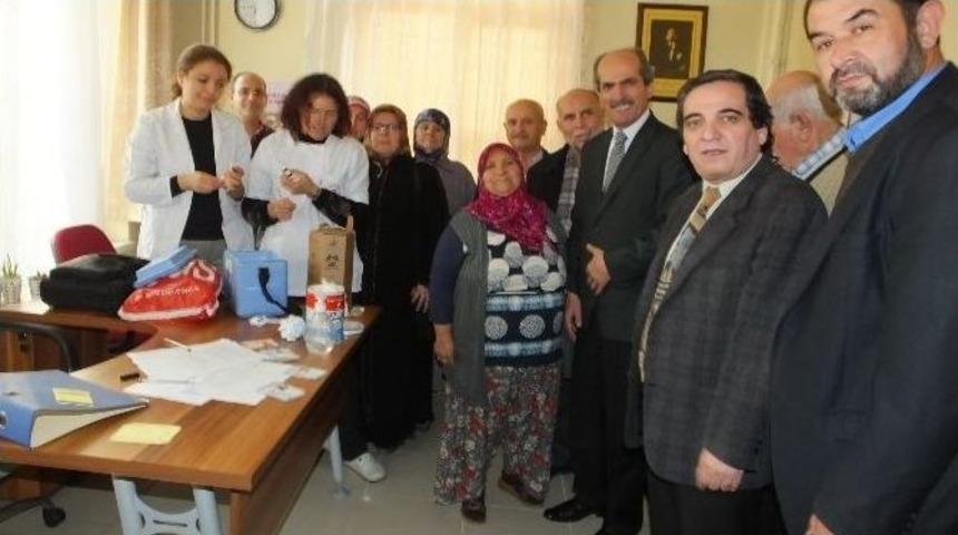 Burhaniye&rsquo;de Umrecilere Aşı