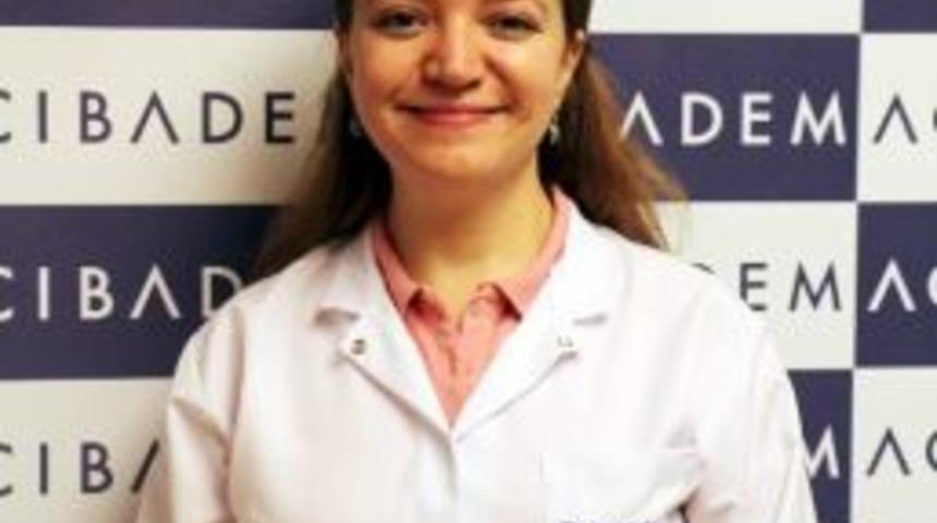 Dr. &Ccedil;akıroğlu, Sin&uuml;zite Neden Olan Fakt&ouml;rleri Anlattı