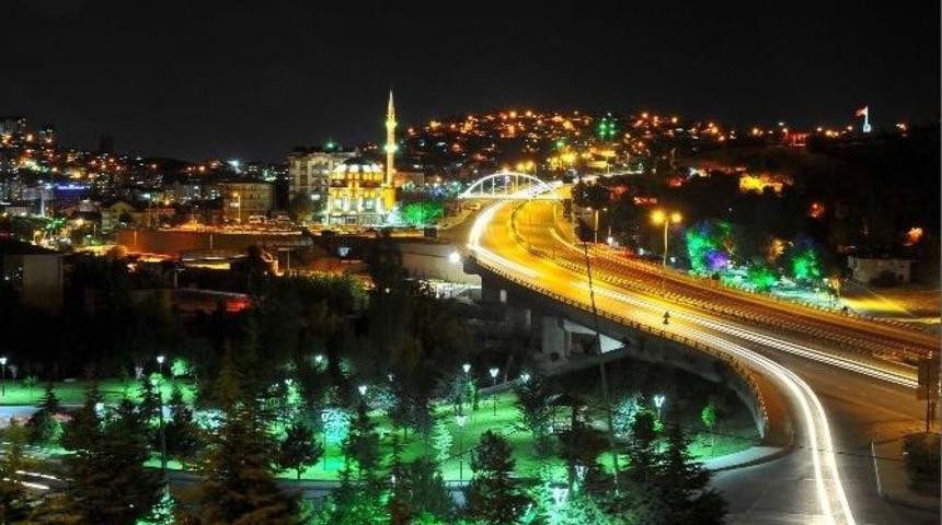 Mamak Belediyesi&rsquo;nden Kent Estetiğine Işıl Işıl Katkı