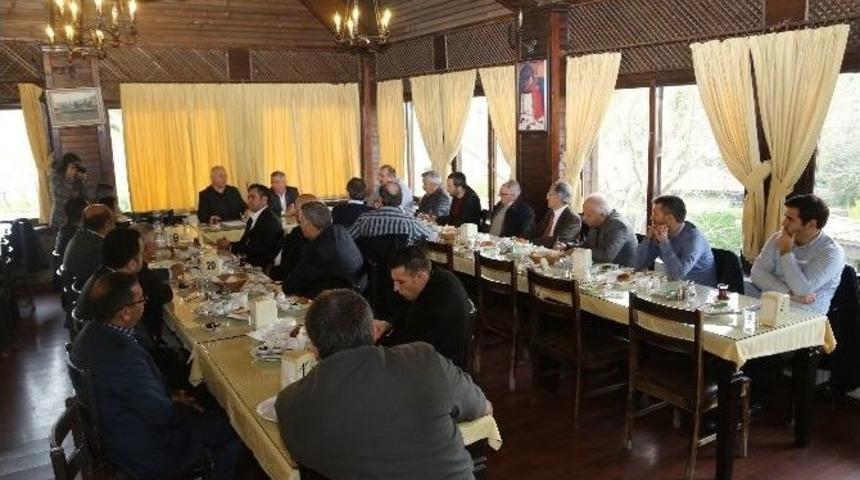 Başkan G&ouml;rmez Dernek Temsilcileriyle Buluştu