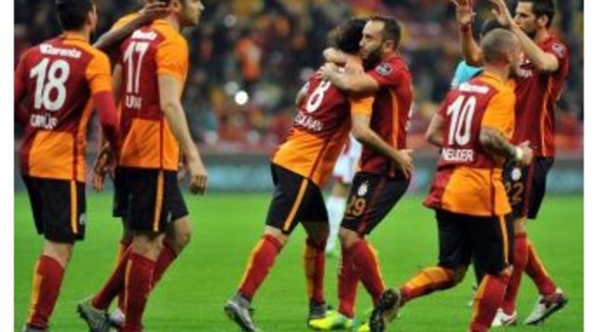 Galatasaray 7 Ma&ccedil;tır Yenilmiyor