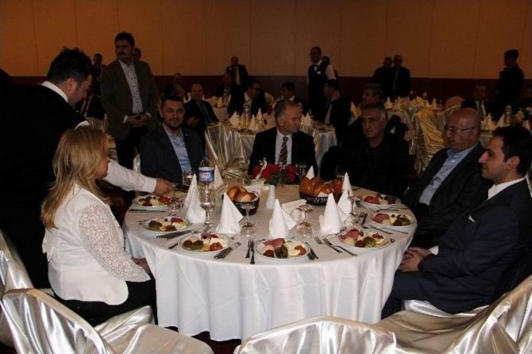 Nevşehir Valiliği Hayırsever Vatandaşlara Teşekk&uuml;r Plaketi Verdi