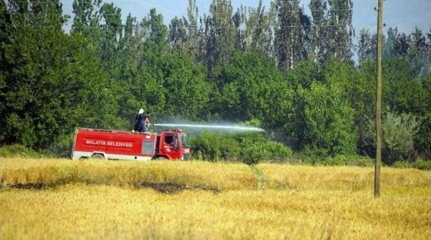 İtfaiye Ekipleri Bir Yılda 3 Bin 493 Olaya M&uuml;dahale Etti