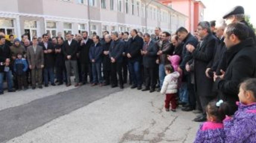 Bolu İhh&rsquo;dan Bayırbucak T&uuml;rkmenlerine Yardım