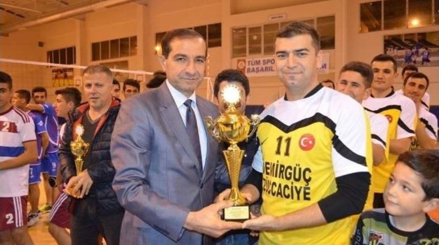 B&ouml;lgesel Voleybol Grup Ma&ccedil;ları Sona Erdi