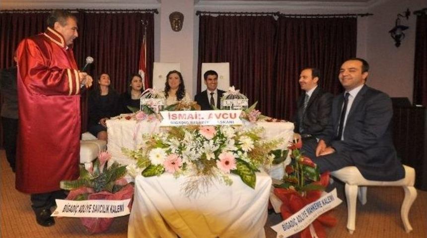 Savcı Ve Hakim D&uuml;nya Evine Girdi