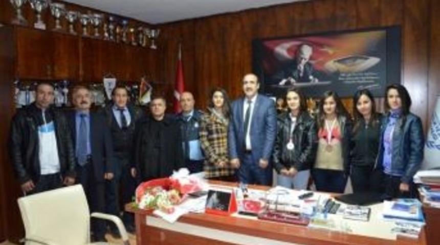 Malatyalı Boksörlerin Büyük Başarısı