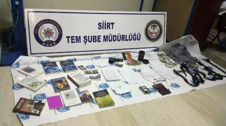 Siirt&rsquo;te 9 Evde 30 El Bombası D&uuml;zeneği Ve Silah Ele Ge&ccedil;irildi