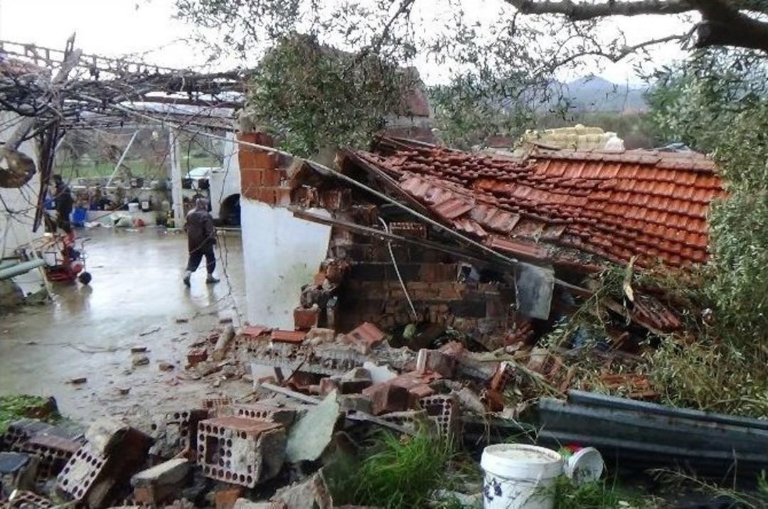 Fırtına &Ccedil;atışı &Ccedil;&ouml;kertti