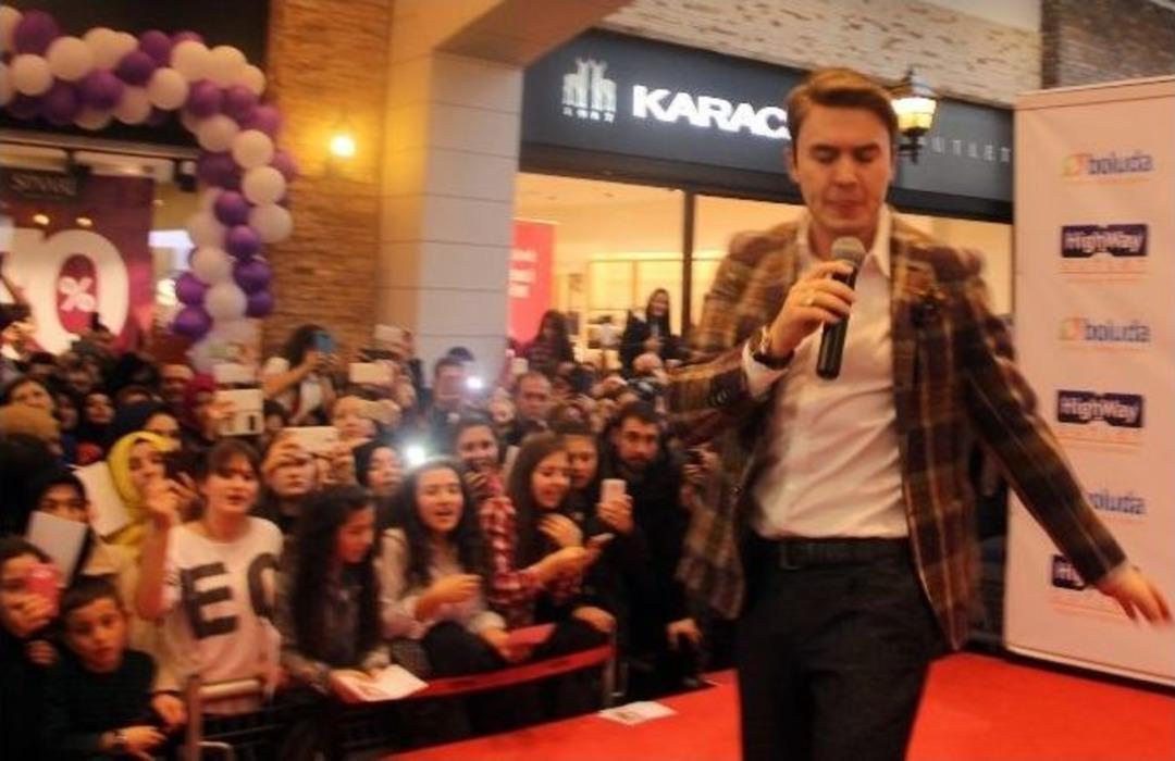 Bolu&rsquo;da Mustafa Ceceli İzdihamı