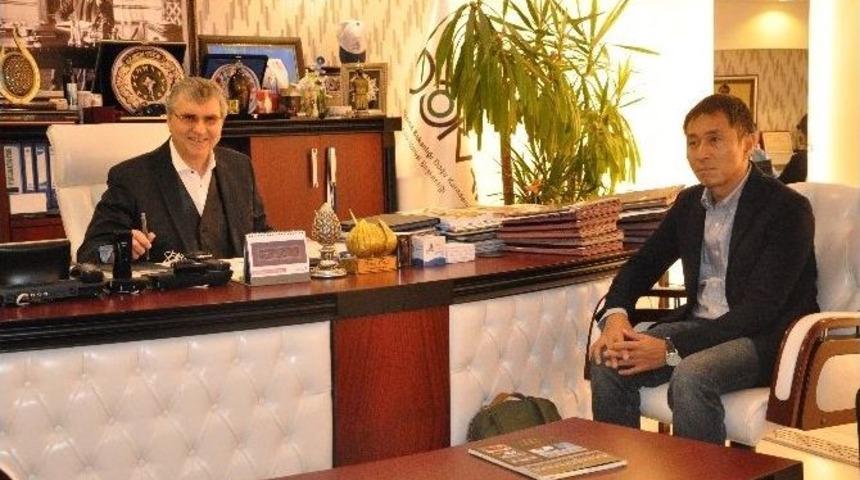 Japon İş Adamları Beyaz &Ccedil;ayı Sevdi