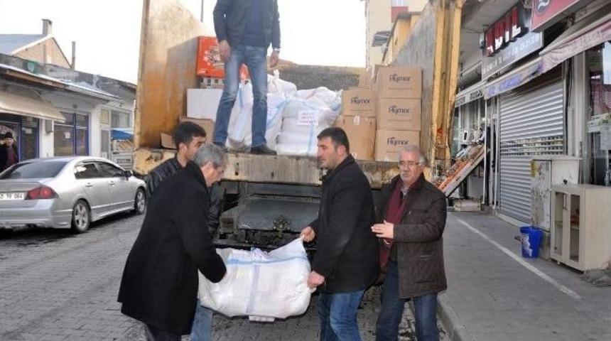 Adilcevaz&rsquo;dan Bayırbucak T&uuml;rkmenlerine Yardım