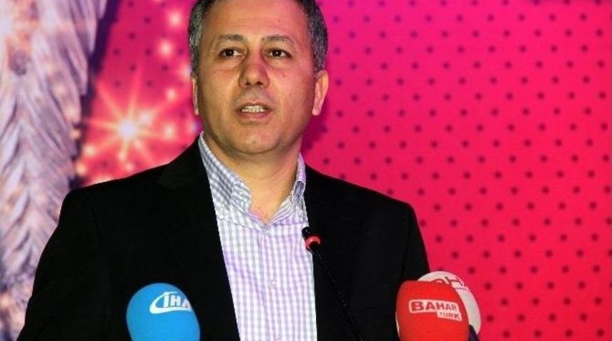 2015 Basın &Ouml;d&uuml;lleri Sahiplerini Buldu