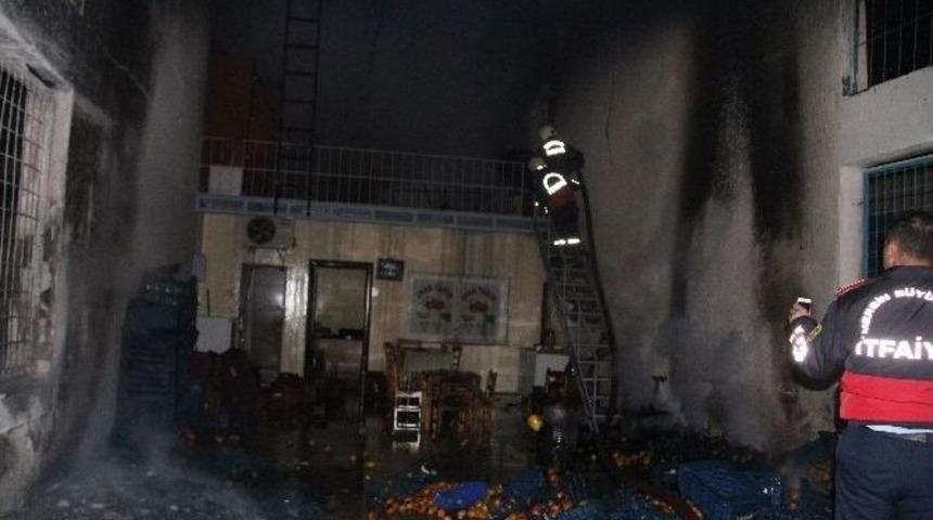 Mersin Hali&rsquo;nde Korkutan Yangın
