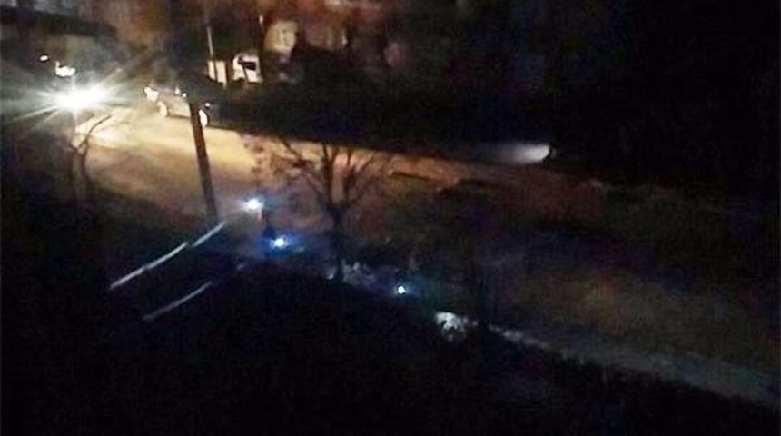 (&ouml;zel) Şırnak Ve Diyarbakır&rsquo;da Polise Saldırı: 3&rsquo;&uuml; Ağır 7 Polis Yaralı