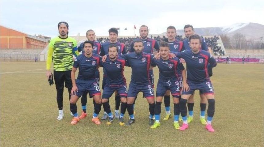 Niğde Belediyespor Evinde Kaybetti