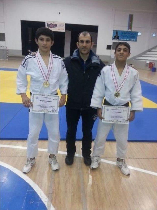 Analig Judo M&uuml;sabakalarında Van R&uuml;zg&acirc;rı 1