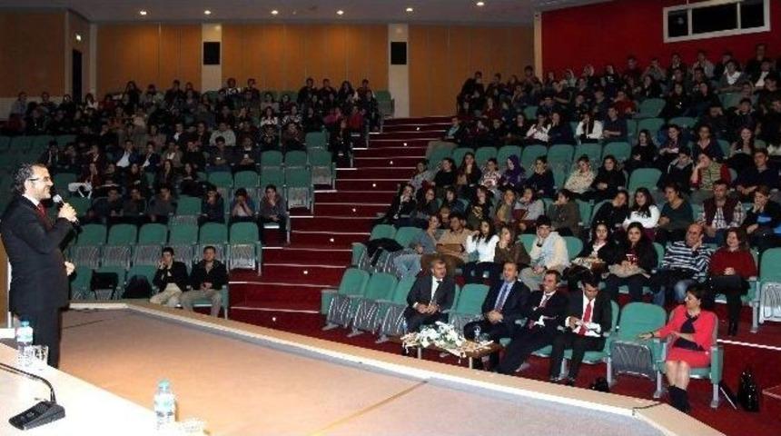 Aydın&rsquo;da &Ouml;ğrenci Ve Velilere Kişisel Gelişim Anlatıldı