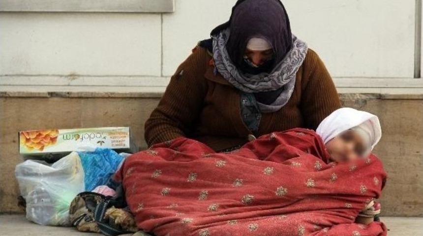 &Ccedil;ocuk İstismarıyla Dilencilik
