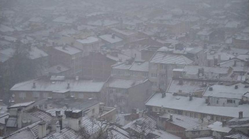 Bursa’da Beklenen Kar Yağışı Başladı