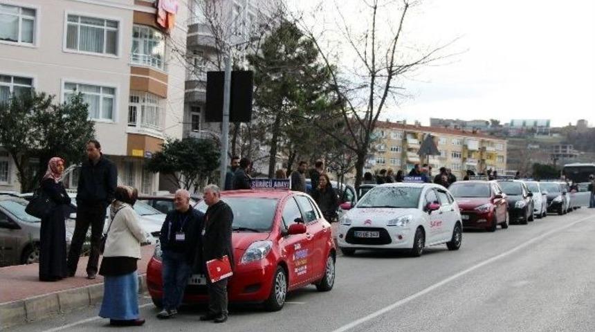 Yeni Uygulama S&uuml;r&uuml;c&uuml; Adaylarını Terletti