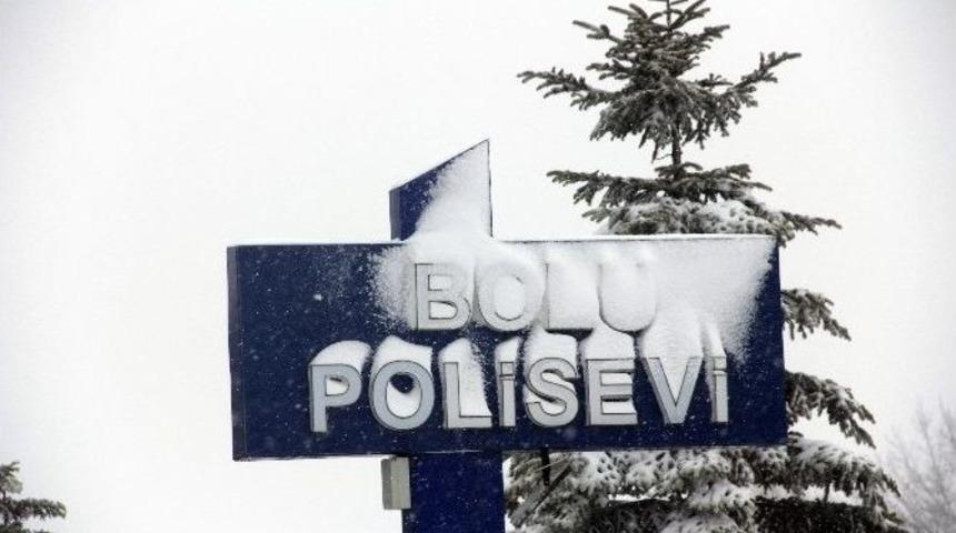 Bolu Dağı&rsquo;nda Kar Yağışı Başladı