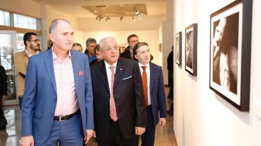 Saklı Y&uuml;zler Sergisi Sksm&rsquo;de A&ccedil;ıldı