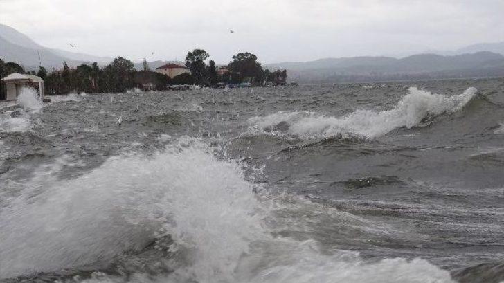Lodos Ve Şiddetli Yağış Hayatı Olumsuz Etkiledi G2