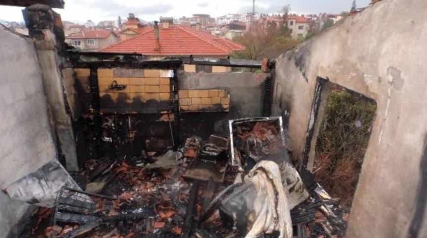 Ortaca’da Ev Yangını; 1 Ölü