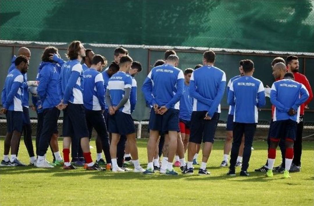 Antalyaspor, Eto&rsquo;o&rsquo;dan Yoksun &Ccedil;alıştı