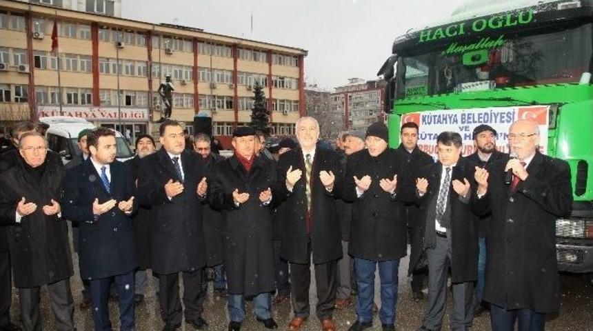 K&uuml;tahya Belediyesi&rsquo;nden Bayırbucak T&uuml;rkmenleri&rsquo;ne 3 Tır Dolusu İnsanı Yardım Malzemesi