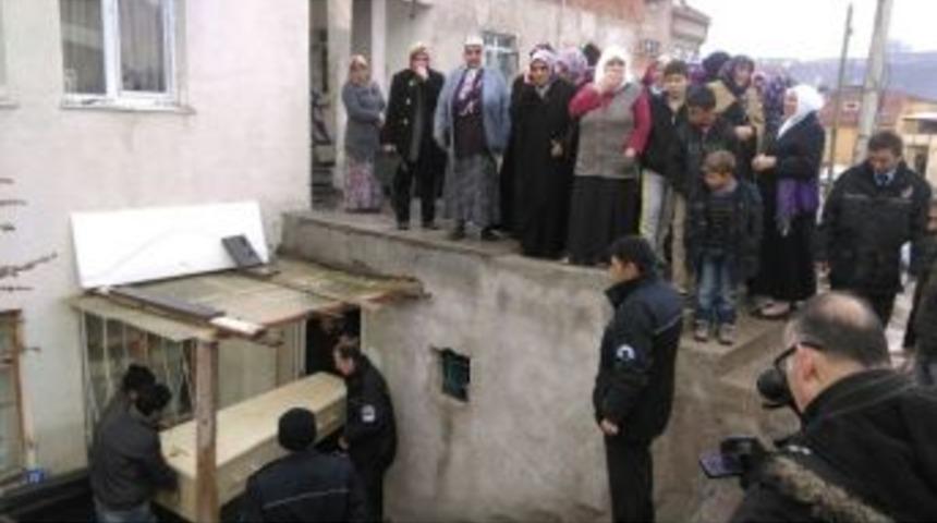 Kayseri&rsquo;de Karbonmonoksit Zehirlenmesi: 3 &Ouml;l&uuml;