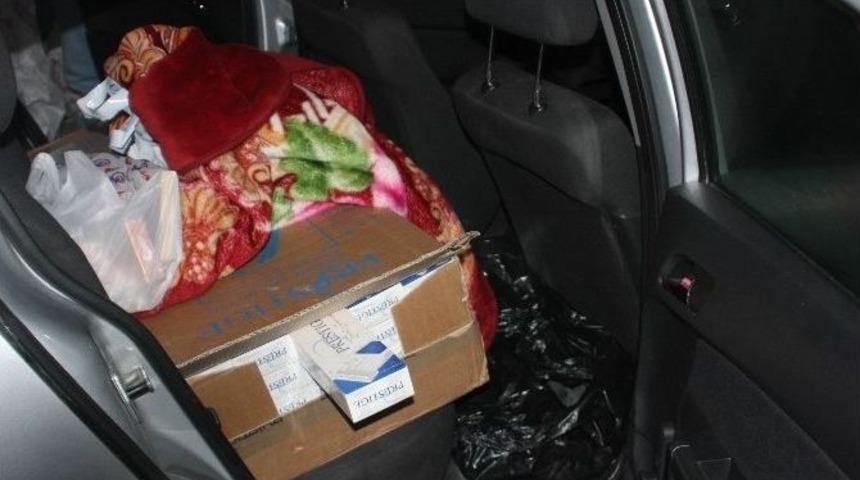 Sigara Ka&ccedil;ak&ccedil;ılarına Polisten Darbe