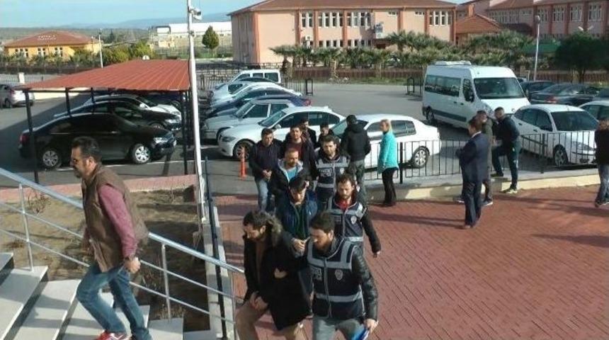 Balıkesir&rsquo;de İnsan Tacirlerine Darbe